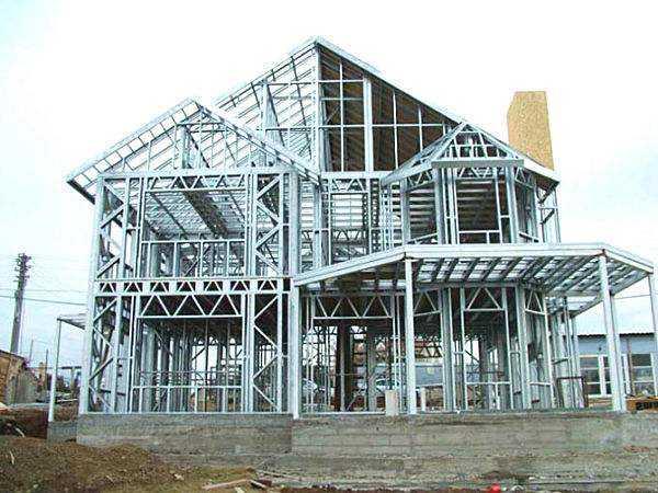 韶关钢结构建筑的腐蚀问题应该如何预防